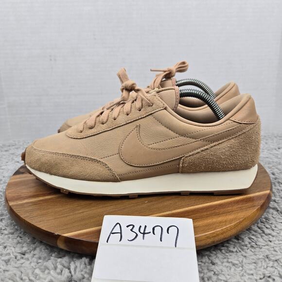 Nike Daybreak Prm MF Vachetta Tan Casual Daily Sneaker Womens 10 DR3577-200 - Picture 1 of 13